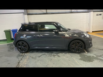 Used MINI Hatch 2019 for sale - 78750232: Photo