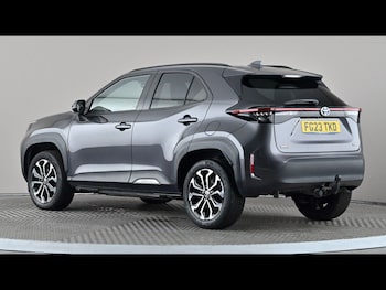 Used Toyota Yaris Cross 2023 for sale - 79241589: Photo