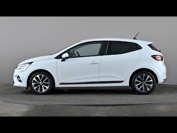Used Renault Clio 2020 for sale - 78646310: Photo