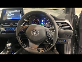 Used Toyota C-HR 2022 for sale - 78708563: Photo