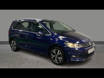 Used Volkswagen Touran 2021 for sale - 78616122: Photo