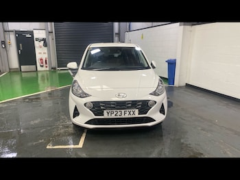 Used Hyundai i10 2023 for sale - 78852318: Photo