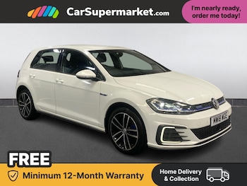 Used Volkswagen Golf 2018 for sale - 78016140: Photo