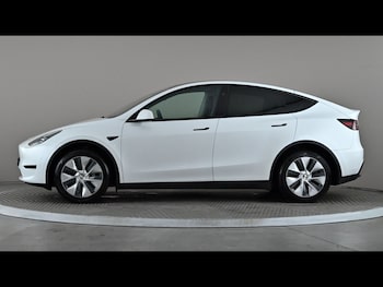 Used Tesla Model Y 2024 for sale - 79156057: Photo