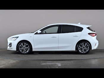 Used Ford Focus 2023 for sale - 78991608: Photo