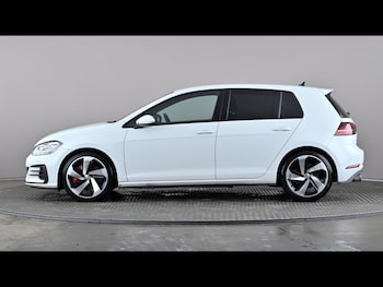 Used Volkswagen Golf 2019 for sale - 78915778: Photo