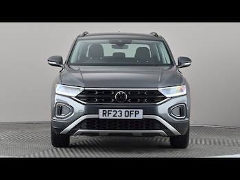 Used Volkswagen T-Roc 2023 for sale - 79644008: Photo