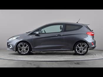 Used Ford Fiesta 2018 for sale - 79676026: Photo