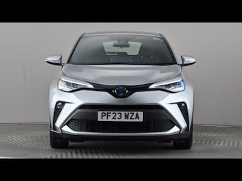 Used Toyota C-HR 2023 for sale - 79371708: Photo