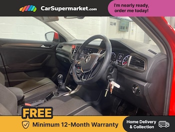 Used Volkswagen T-Roc 2018 for sale - 76546321: Photo