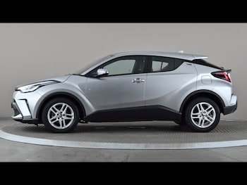 Used Toyota C-HR 2023 for sale - 79392746: Photo