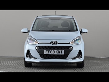Used Hyundai i10 2018 for sale - 79211209: Photo