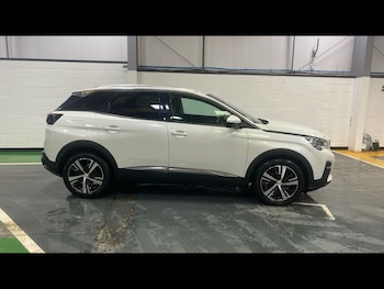 Used Peugeot 3008 2018 for sale - 78956416: Photo