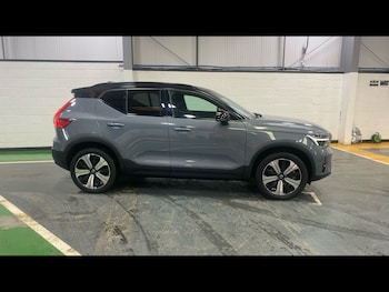 Used Volvo XC40 2023 for sale - 78876099: Photo