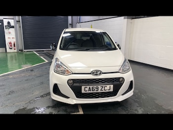 Used Hyundai i10 2020 for sale - 78750153: Photo