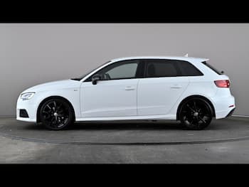 Used Audi A3 2018 for sale - 79136702: Photo
