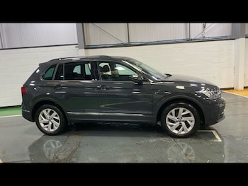 Used Volkswagen Tiguan 2022 for sale - 78641713: Photo