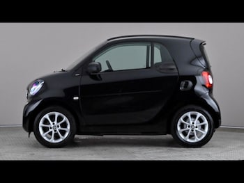 Used smart fortwo 2017 for sale - 79503317: Photo