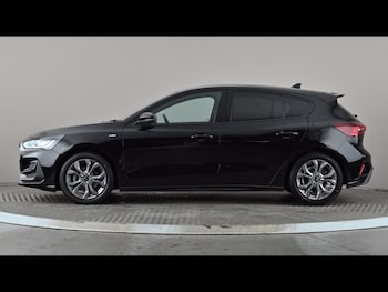 Used Ford Focus 2022 for sale - 78789814: Photo