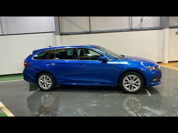 Used Skoda Octavia 2023 for sale - 78708560: Photo