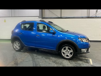 Used Dacia Sandero Stepway 2015 for sale - 78964740: Photo