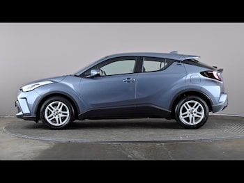Used Toyota C-HR 2023 for sale - 78692187: Photo