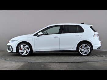 Used Volkswagen Golf 2025 for sale - 78835035: Photo