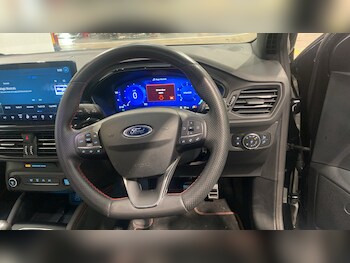 Used Ford Focus 2023 for sale - 78599276: Photo