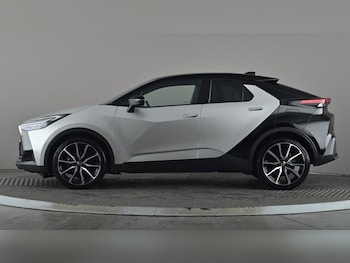 Used Toyota C-HR 2024 for sale - 78608112: Photo