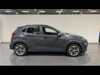 Used Hyundai KONA 2023 for sale - 78641632: Photo