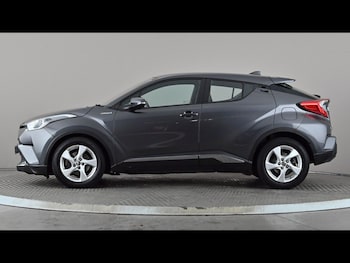 Used Toyota C-HR 2017 for sale - 78744359: Photo
