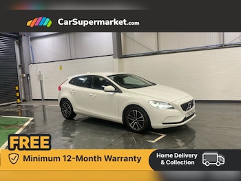 2017 - T2 [122] Momentum Nav Plus 5dr