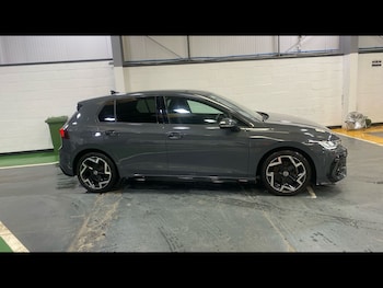Used Volkswagen Golf 2025 for sale - 78739257: Photo