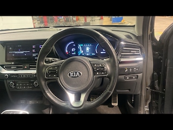 Used Kia Niro 2021 for sale - 78659465: Photo
