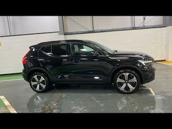 Used Volvo XC40 2023 for sale - 78652949: Photo