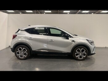 Used Renault Captur 2024 for sale - 78739261: Photo