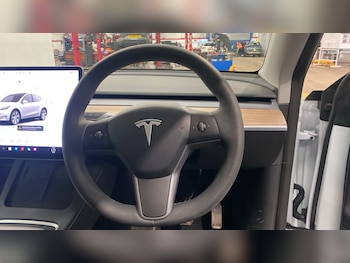 Used Tesla Model Y 2024 for sale - 78616078: Photo