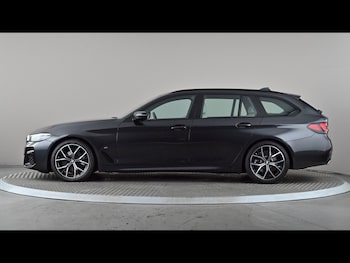 Used BMW 5 Series 2022 for sale - 79289901: Photo