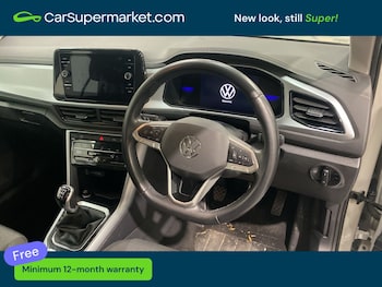 Used Volkswagen T-Roc 2023 for sale - 78354287: Photo