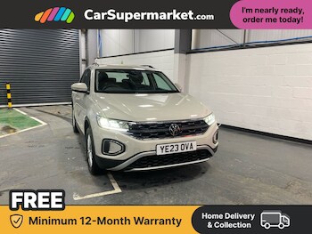 Used Volkswagen T-Roc 2023 for sale - 77642011: Photo