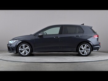 Used Volkswagen Golf 2024 for sale - 79500198: Photo