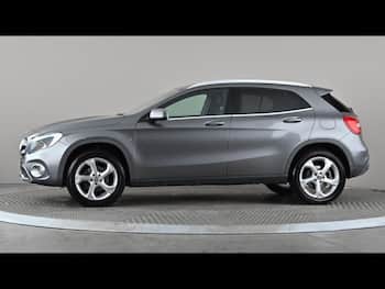 Used Mercedes-Benz GLA 2018 for sale - 79644007: Photo