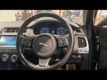 Used Jaguar E-Pace 2020 for sale - 78659511: Photo