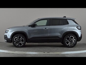Used Jeep Avenger 2025 for sale - 78789719: Photo