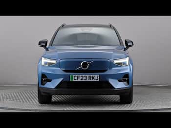 Used Volvo XC40 2023 for sale - 79687024: Photo