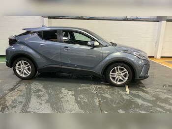 Used Toyota C-HR 2023 for sale - 78599254: Photo