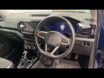 Used Volkswagen T-Cross 2024 for sale - 78765624: Photo