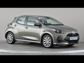 Used Toyota Yaris 2023 for sale - 79371755: Photo