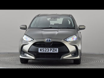 Used Toyota Yaris 2023 for sale - 79371755: Photo
