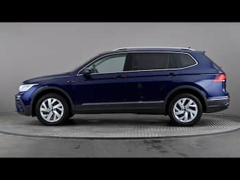 Used Volkswagen Tiguan Allspace 2023 for sale - 79674010: Photo